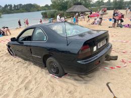 Honda nietypowym plażowiczem w Opolu