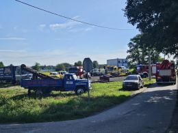 Wypadek dwóch samochodów osobowych. Kobieta wymusiła pierwszeństwo