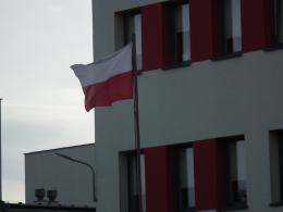 Tragiczny pożar w Poznaniu: W całym kraju oddano hołd strażakom