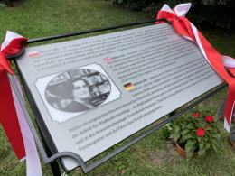 Tablica pamiątkowa Heleny Lehr odsłonięta