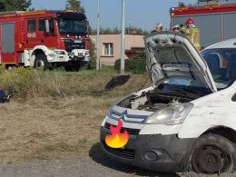Wypadek motocykla z samochodem osobowym na DK 11 - jedna osoba w szpitalu