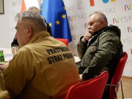 Konferencja sztabu kryzysowego z udziałem ministra Tomasza Siemoniaka