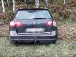 Zmęczony zasnął za kierownicą i skończył w rowie
