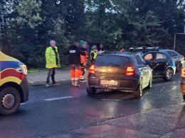 Kolizja dwóch BMW na ul. Ozimskiej - jedna osoba poszkodowana