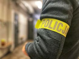 Zaatakował ochroniarza i uciekł z towarem - zatrzymany po policyjnym pościgu