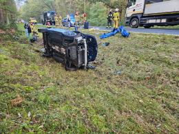 Dachowanie na trasie Szumirad-Bierdzany: trzy osoby podróżowały autem na niemieckich tablicach