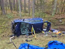 Dachowanie na trasie Szumirad-Bierdzany: trzy osoby podróżowały autem na niemieckich tablicach