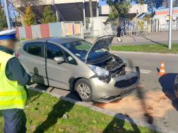 Zderzenie trzech samochodów na ul. Oleskiej - mandat dla sprawcy wypadku