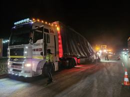 Zderzenie dwóch ciężarówek na autostradzie A4