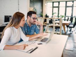 Pakiety Office: Porównanie dostępnych wersji Microsoft Office i Microsoft 365