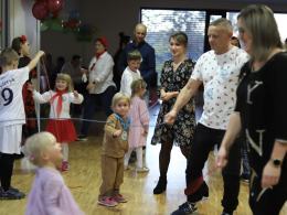 Dziś obchodzimy Światowy Dzień Wcześniaka - Bal Wcześniaka w klimacie "Dookoła świata"