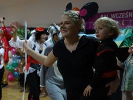 Dziś obchodzimy Światowy Dzień Wcześniaka - Bal Wcześniaka w klimacie "Dookoła świata"