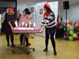 Dziś obchodzimy Światowy Dzień Wcześniaka - Bal Wcześniaka w klimacie "Dookoła świata"