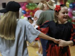 Dziś obchodzimy Światowy Dzień Wcześniaka - Bal Wcześniaka w klimacie "Dookoła świata"