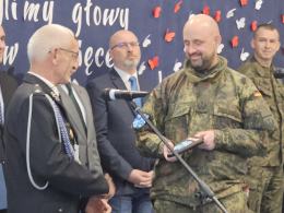 Żołnierze Bundeswehry opuszczają Bodzanów po zakończeniu misji wsparcia powodzian
