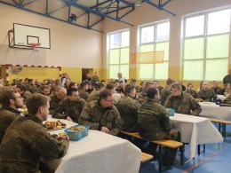 Żołnierze Bundeswehry opuszczają Bodzanów po zakończeniu misji wsparcia powodzian