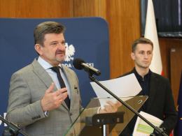 Rządowe wsparcie dla powodzian: środki na zasiłki już na kontach gmin
