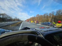 Wypadek na A4: Zderzenie dwóch ciężarówek, jedna osoba poszkodowana, lądował LPR