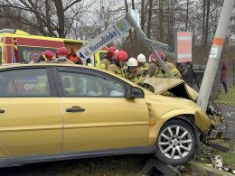 Wypadek na skrzyżowaniu w Opolu-Chmielowicach. Ranna kobieta trafiła do szpitala