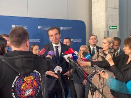 W Opolu o funduszach, drogich samochodach i wyzwaniach samorządów: SIM-y i rozwój regionu