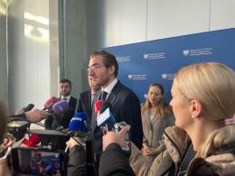W Opolu o funduszach, drogich samochodach i wyzwaniach samorządów: SIM-y i rozwój regionu
