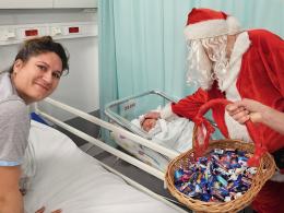 Święty Mikołaj odwiedził także Kliniczne Centrum Ginekologii i Położnictwa