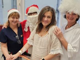 Święty Mikołaj odwiedził także Kliniczne Centrum Ginekologii i Położnictwa