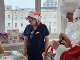 Święty Mikołaj odwiedził także Kliniczne Centrum Ginekologii i Położnictwa