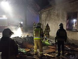Pożar stodoły w Zdzieszowicach: 7 zastępów straży pożarnej w akcji