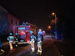 Pożar stodoły w Zdzieszowicach: 7 zastępów straży pożarnej w akcji