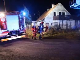 Pożar domu jednorodzinnego na ul. Grzybowej w Opolu: dwie osoby poszkodowane