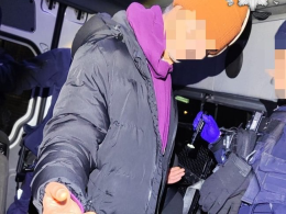 Policja zatrzymała 42-latka z ponad 130 porcjami narkotyków