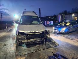 Zderzenie trzech pojazdów na DW 454 w miejscowości Zieleniec