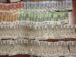 Fałszywy kurier przywłaszczył przesyłki na blisko 200 tys. złotych