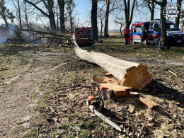 Szybka i skuteczna reakcja policjantów zapobiegła dwóm tragediom