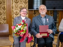 Pięć dekad razem. Trzydzieści par z Opola uhonorowanych medalami