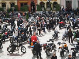 Motojajeczko na opolskim Rynku. Tradycji stało się zadość