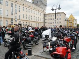Motojajeczko na opolskim Rynku. Tradycji stało się zadość