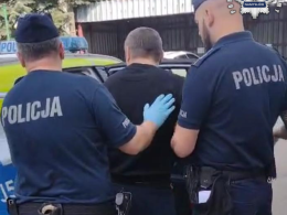 Uzbrojony napastnik wtargnął do mieszkania - 19-latek z ranami w szpitalu, sprawca aresztowany