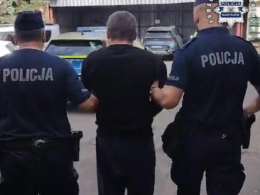 Uzbrojony napastnik wtargnął do mieszkania - 19-latek z ranami w szpitalu, sprawca aresztowany