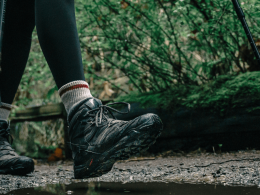 Jak wybrać buty trekkingowe? Praktyczny przewodnik dla początkujących i nie tylko