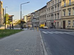Potrącenie pieszego na ul. Armii Krajowej w Prudniku. Poszkodowany w szpitalu