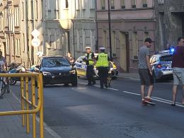 Potrącenie pieszego na ul. Armii Krajowej w Prudniku. Poszkodowany w szpitalu
