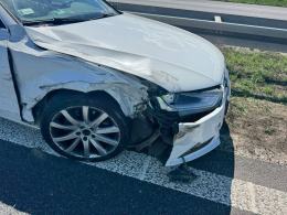 Karambol na A4: Trzy pojazdy, osiem osób brało udział