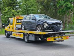 Wypadek na ul. Elektryków w Opolu. Jedna osoba w szpitalu