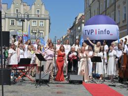 Aleja Gwiazd Polskiej Piosenki od dziś liczy już 101 gwiazd