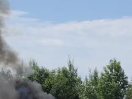 Pożar w Jełowej. Płonie fadroma. Trzy jednostki w akcji