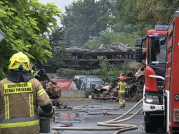 Gigantyczny pożar w Kędzierzynie-Koźlu. Straty są milionowe (WIDEO)