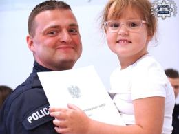 Nowi policjanci w garnizonie opolskim - uroczyste ślubowanie za nimi