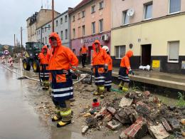 Burze i intensywne opady w regionie. Pogotowie przeciwpowodziowe ogłoszone w Prudniku